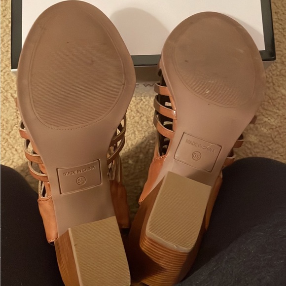 Nine West Women’s heels - Picture 5 of 5